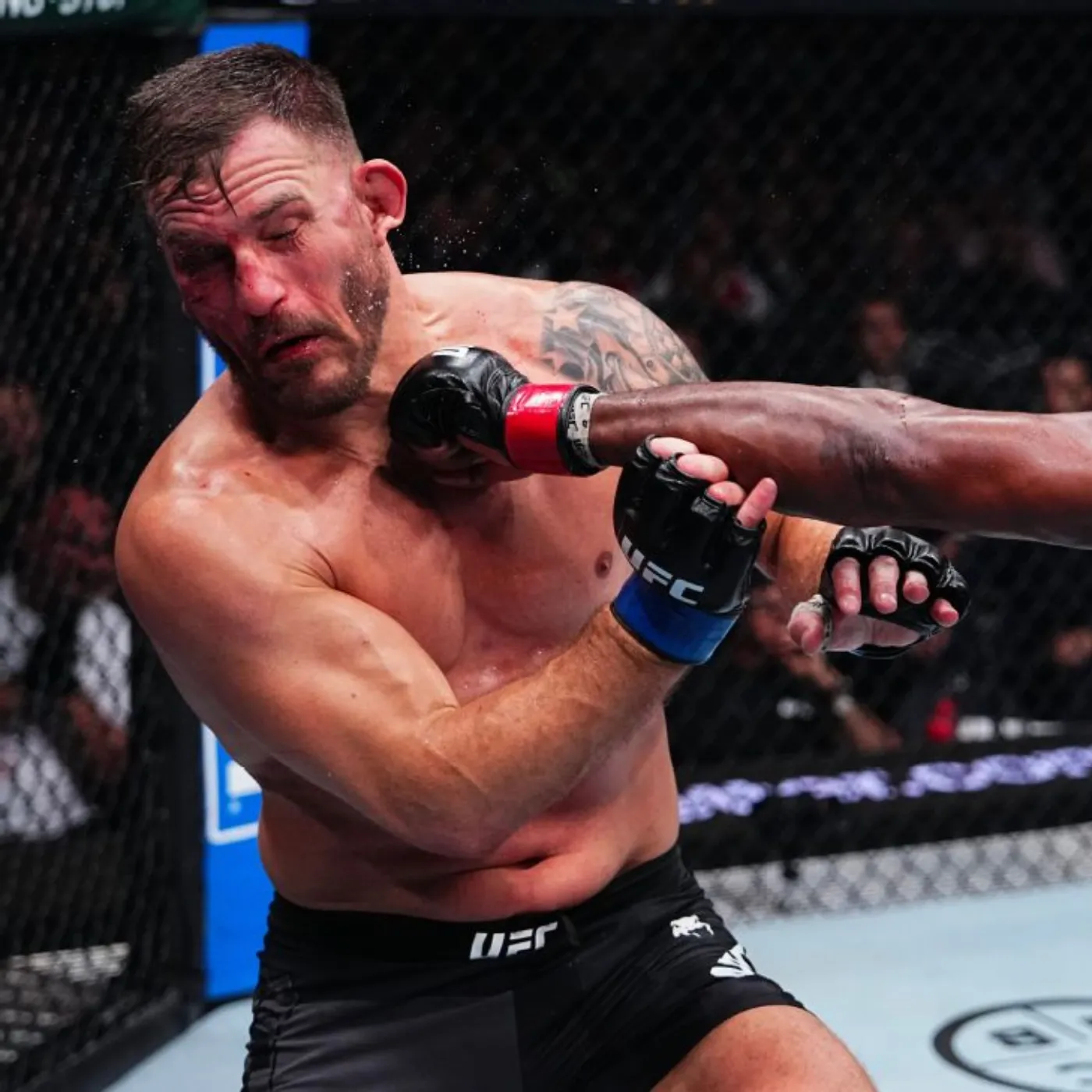 image_6743d528467dd The Shocking Fall of Stipe Miocic: How Jon Jones Ended a Heavyweight Era!